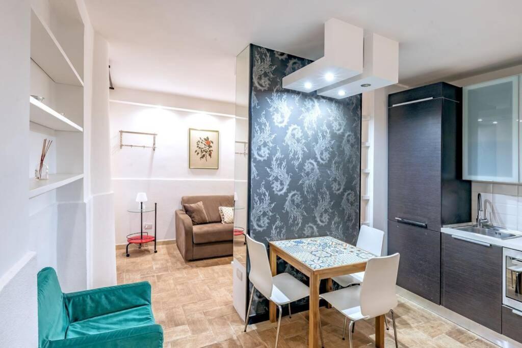 Lovely Apartment Ground Floor Colosseo Wi-Fi Ac Rome Exterior photo